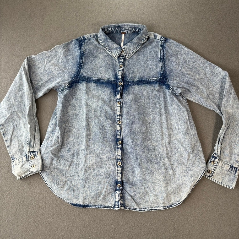 Free People Denim Shirt Women S Light Blue Good Acid Wash Relaxed Button Down